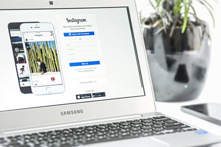 Social media management jobs