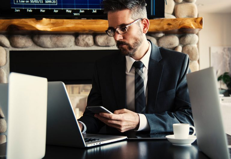 Online Paralegal Jobs - How to Apply?