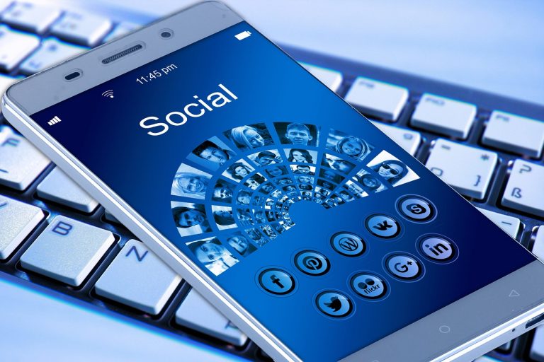 How to Get Social Media Strategist Jobs Near Home
