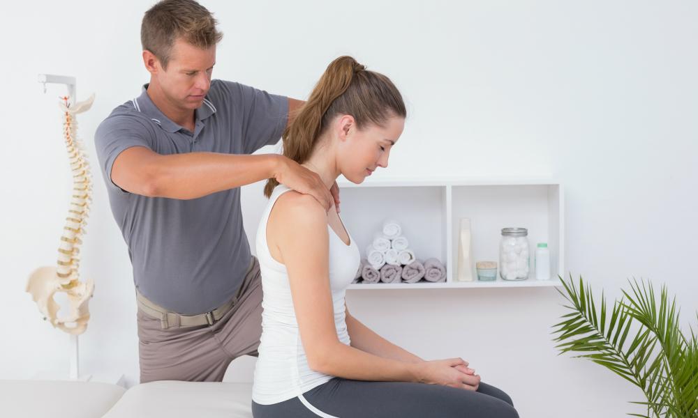 Chiropractor: How to Start a Career 3