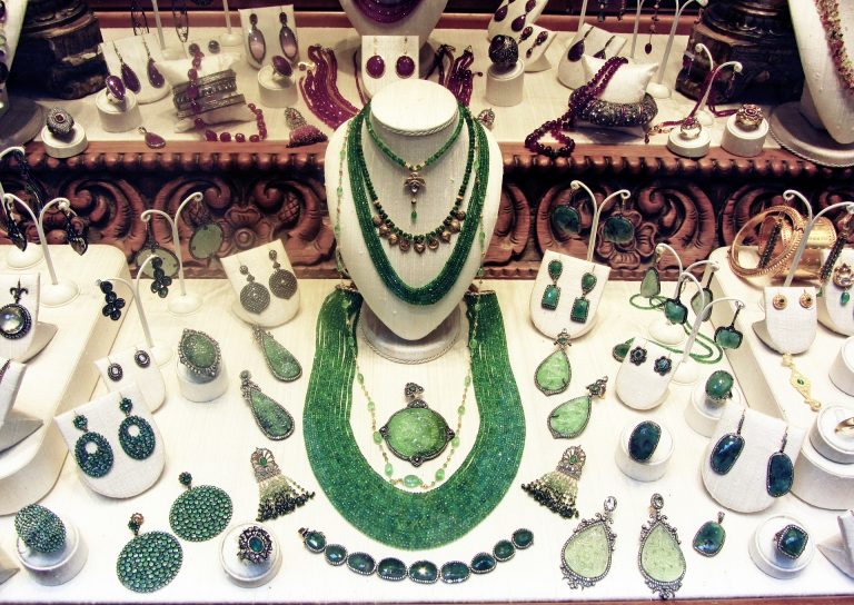 How To Start A Customized Jewelry Business 9