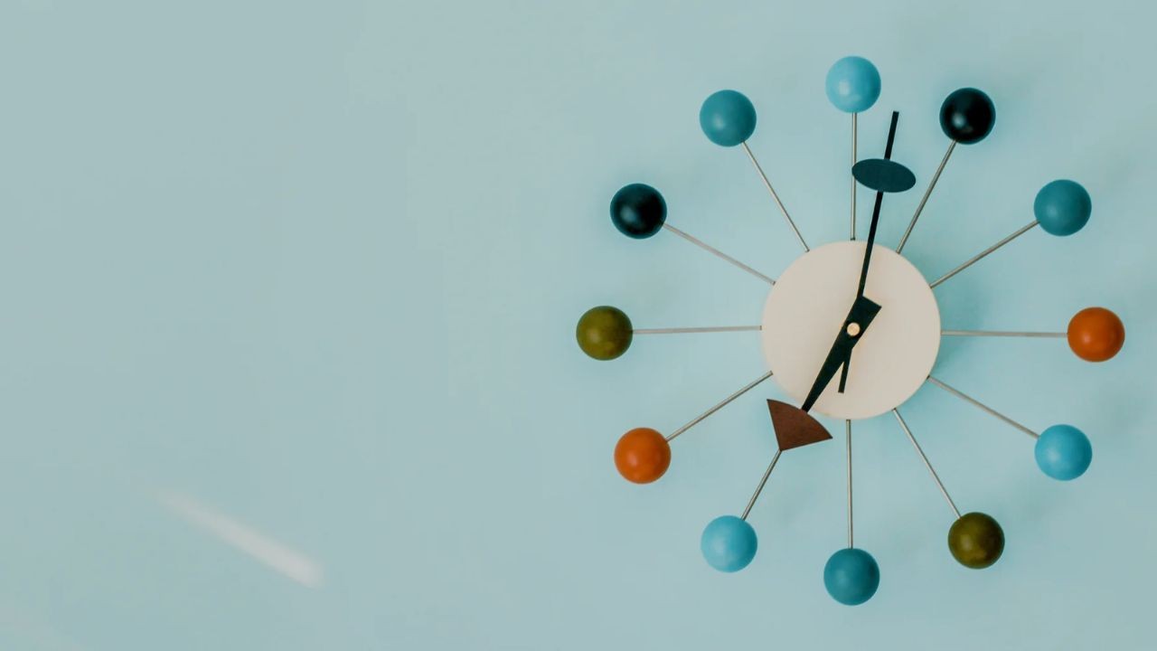 How To Find Cheap Modern Wall Clocks That Still Look Thoughtfully Chosen